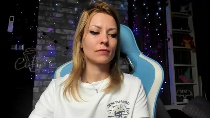 karoline121 Live Sex December 29, 2025