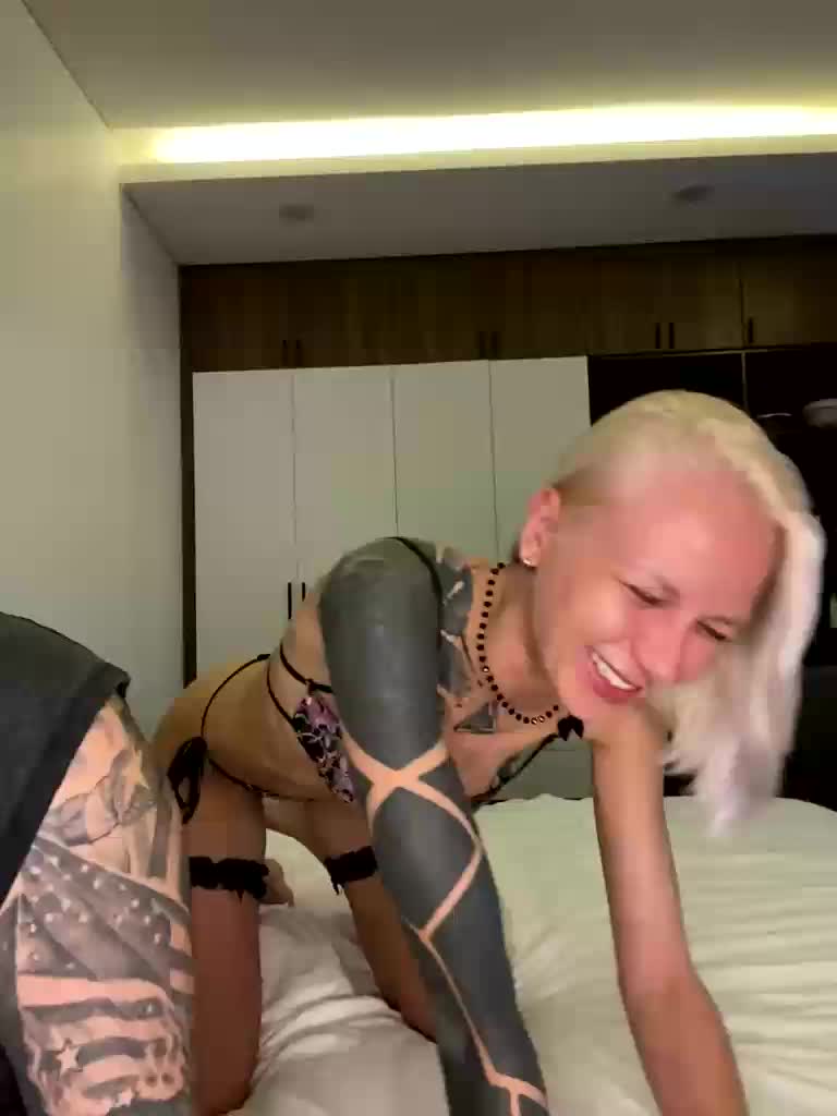 Twins666 Live Sex December 29, 2025