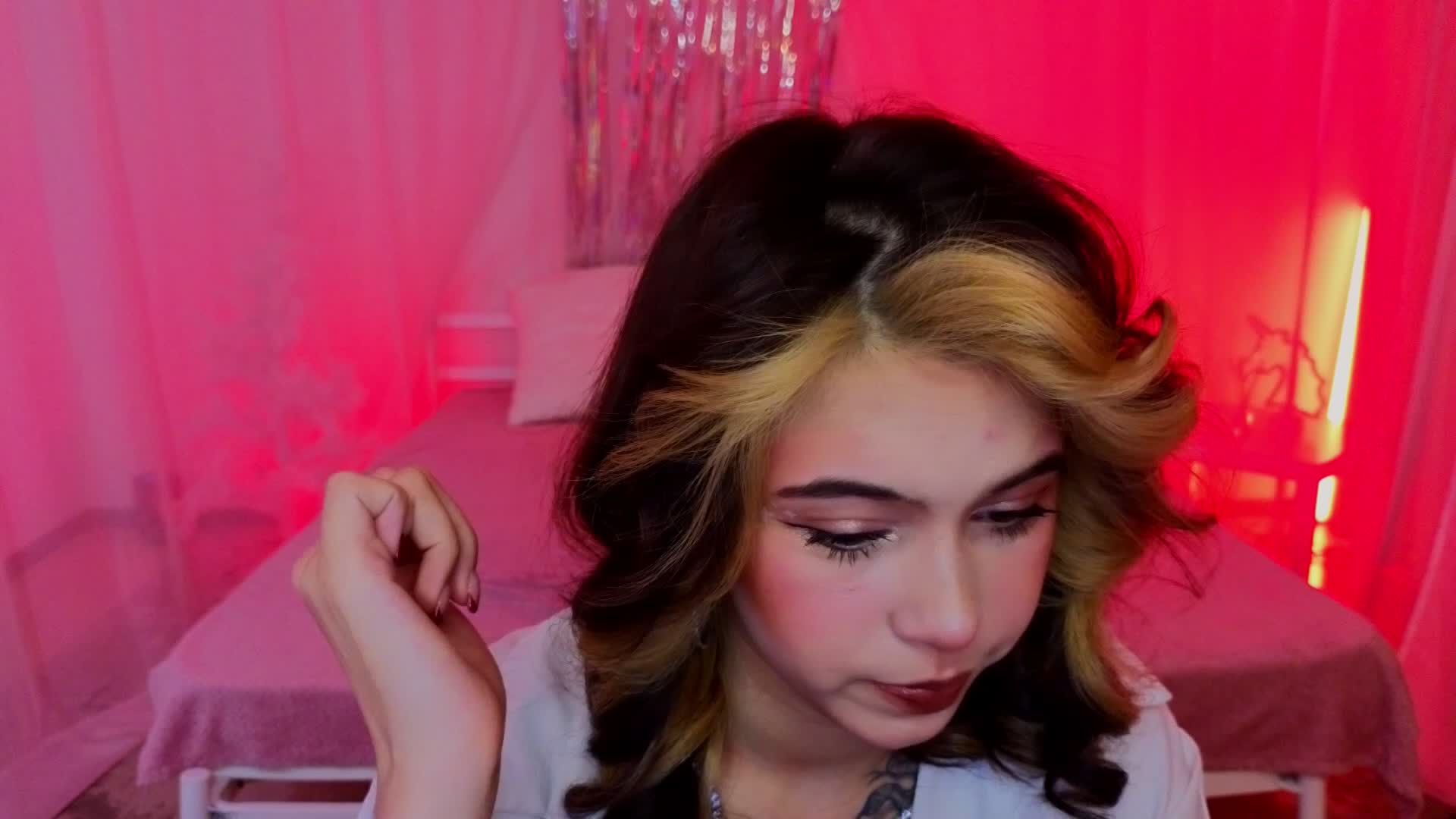 CoralineJones Live Sex December 29, 2025