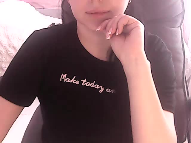 NikaKrasina Live Sex December 29, 2025