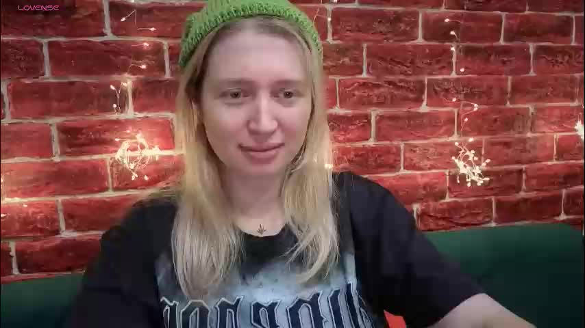 citrusblissss Live Sex December 29, 2025