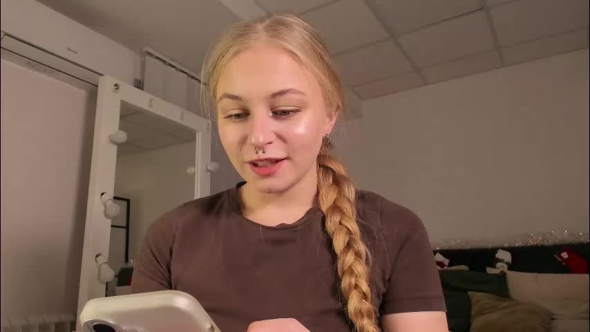 mia_meows Live Sex December 29, 2025