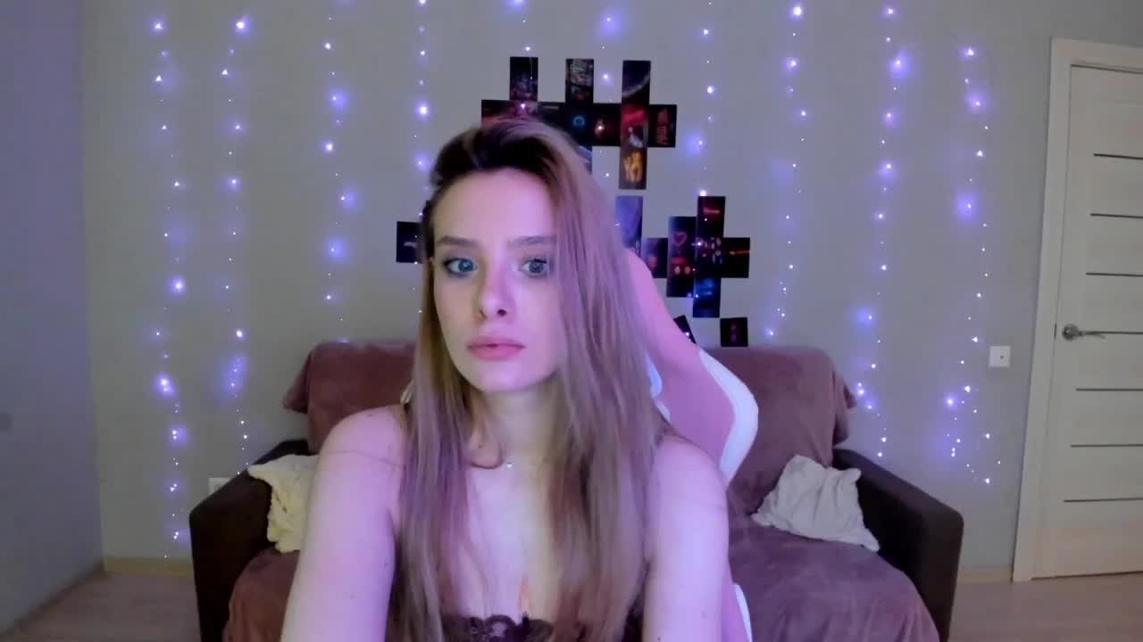 Suzie-Q69 Live Sex January 6, 2026