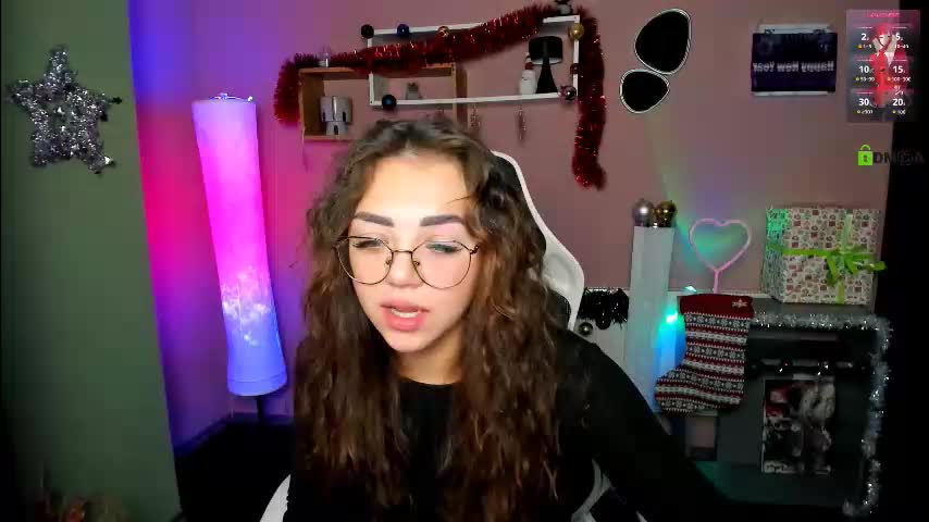 kiki_swan Live Sex January 6, 2026