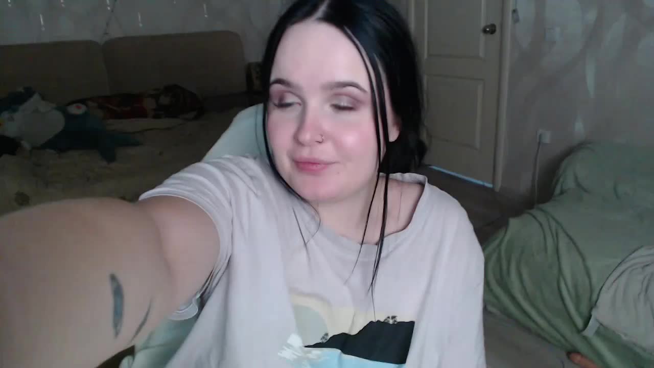 Lizzi-Peach Live Sex January 6, 2026