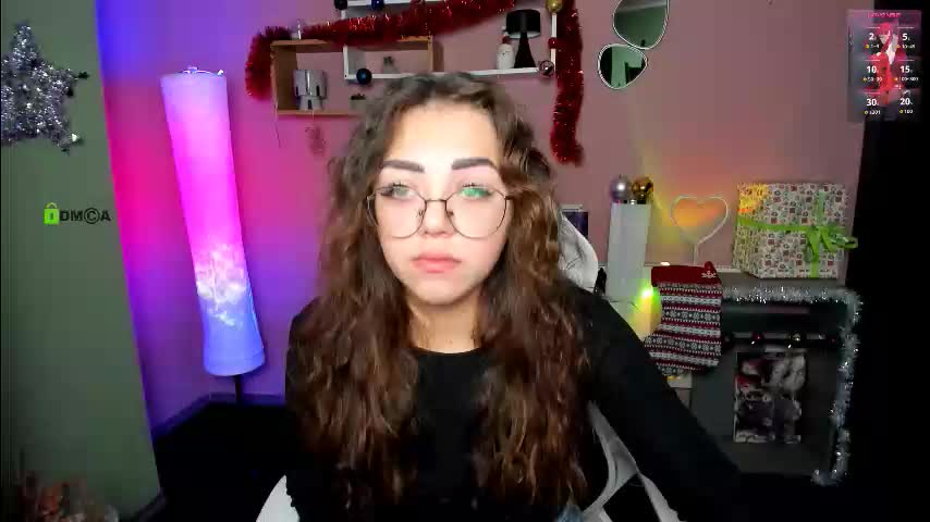 kiki_swan Live Sex January 6, 2026