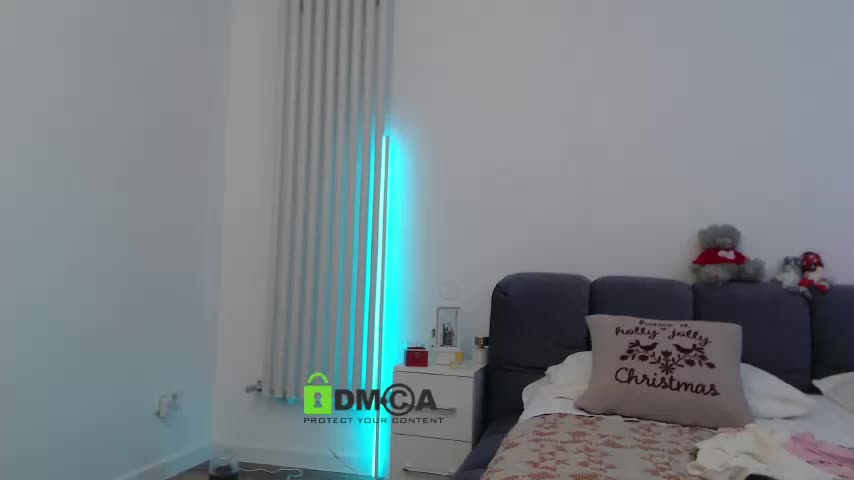 MaxineDi Live Sex January 6, 2026