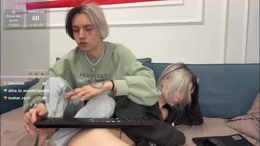 veryraretwins Live Sex January 6, 2026