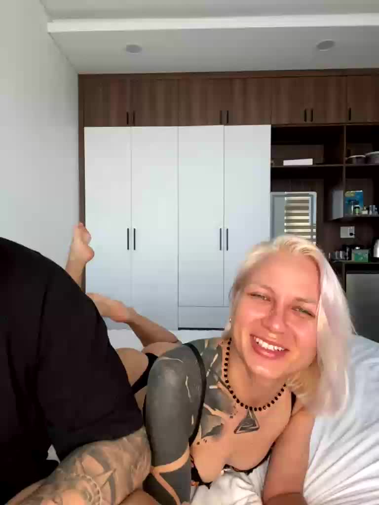 Twins666 Live Sex January 6, 2026