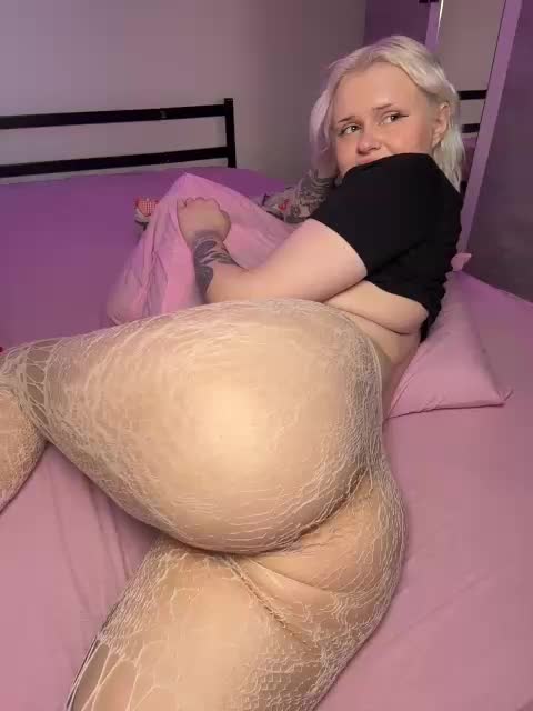 LuxBby Live Sex January 6, 2026