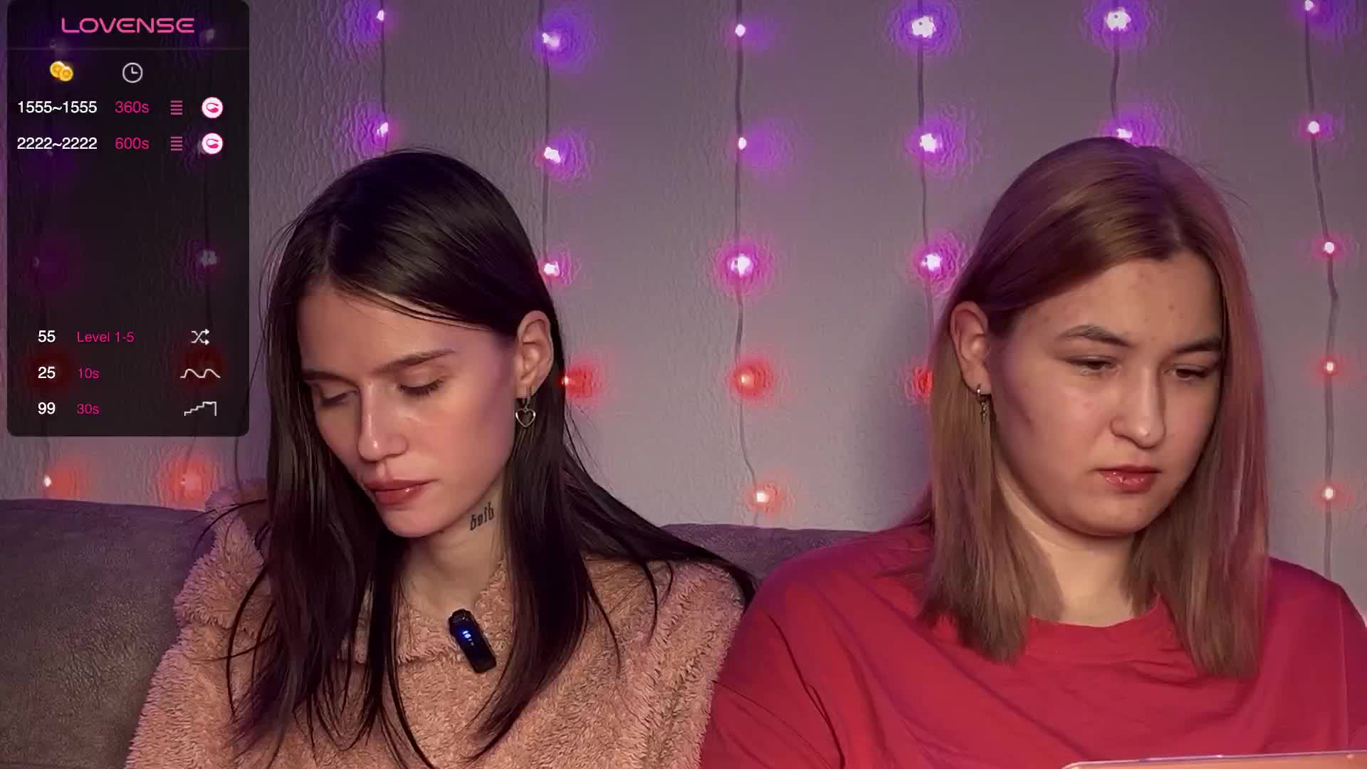 _Two_Chicks_ Live Sex January 6, 2026