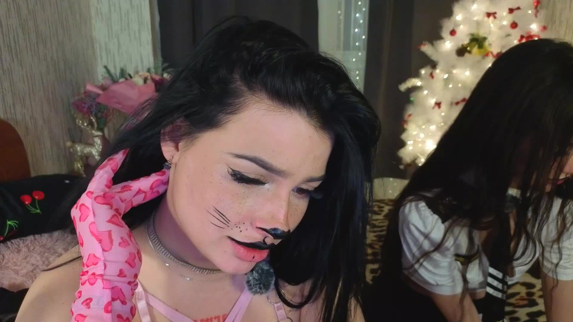 LisaAndDenis Live Sex January 6, 2026