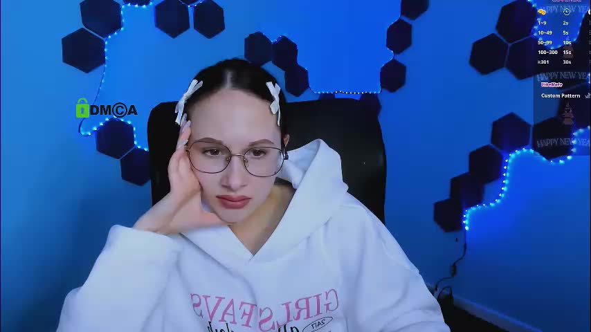 mona_cloud Live Sex January 6, 2026