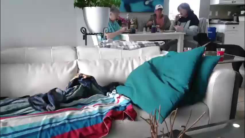 smallpenisbigtongue Live Sex January 6, 2026