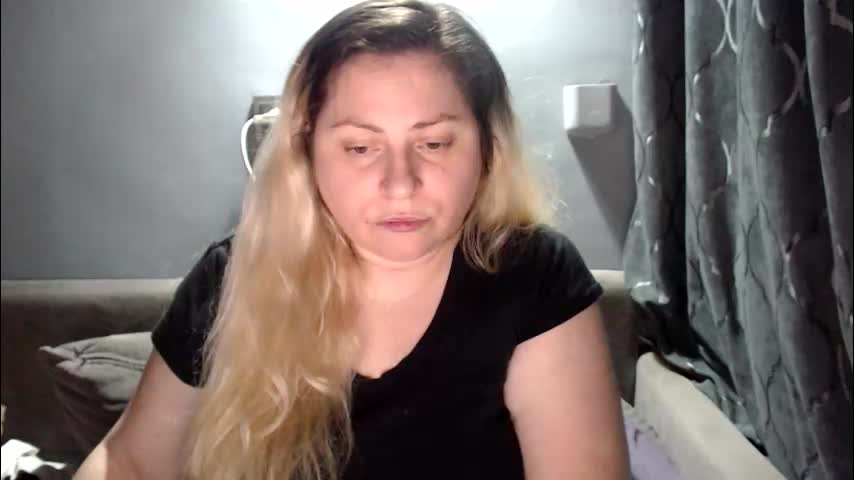 candycream74 Live Sex January 6, 2026