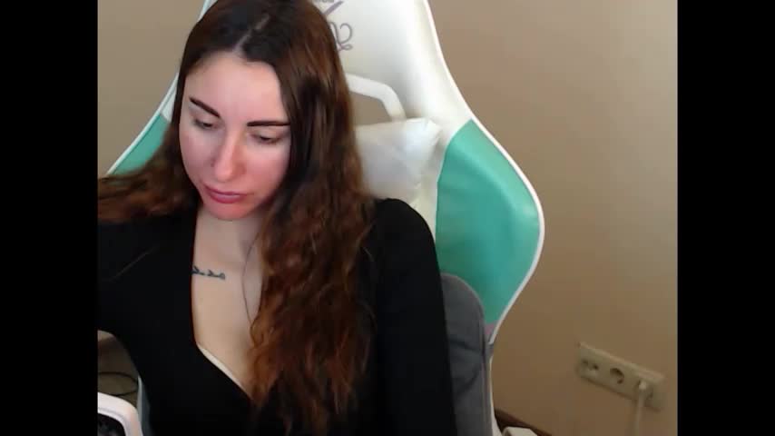 cammila_horn Live Sex January 6, 2026