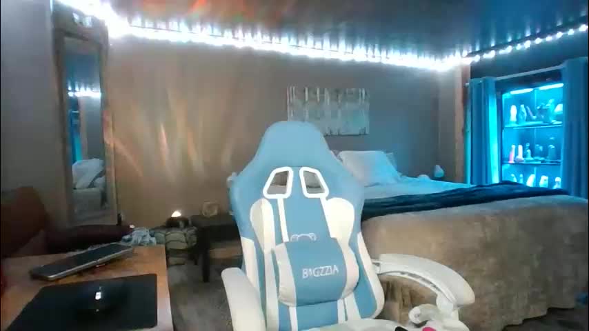 mavismable Live Sex January 7, 2026