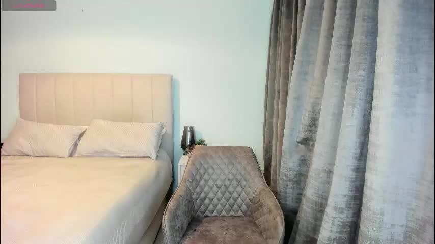 sylvia_di Live Sex January 7, 2026