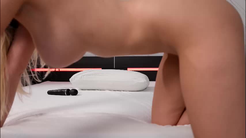 blonde_bigtits Live Sex January 7, 2026