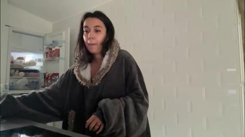 _elena_barra Live Sex January 7, 2026