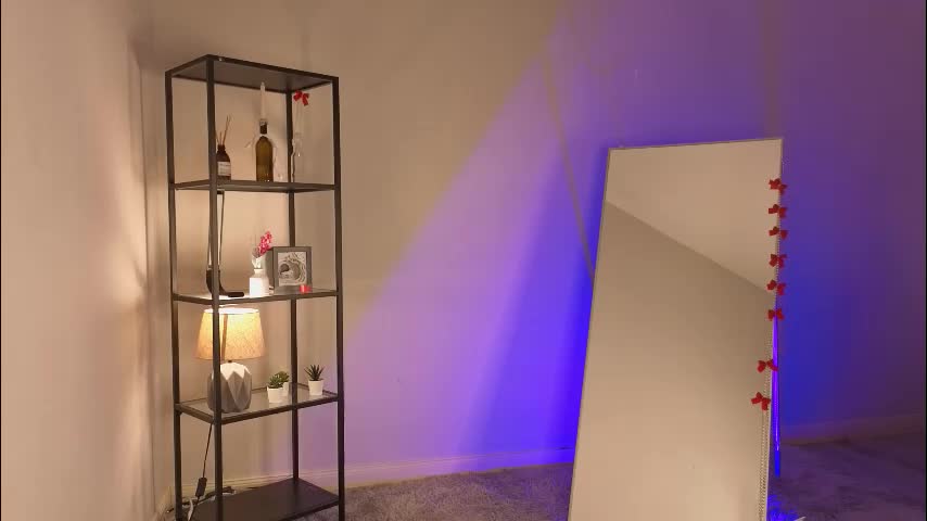 elfiecollins Live Sex January 7, 2026