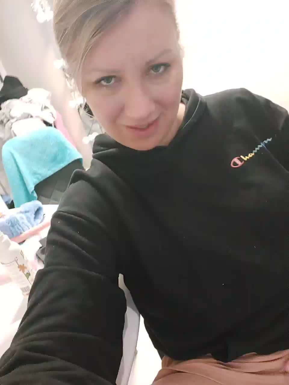 yuliia_3003 Live Sex January 7, 2026