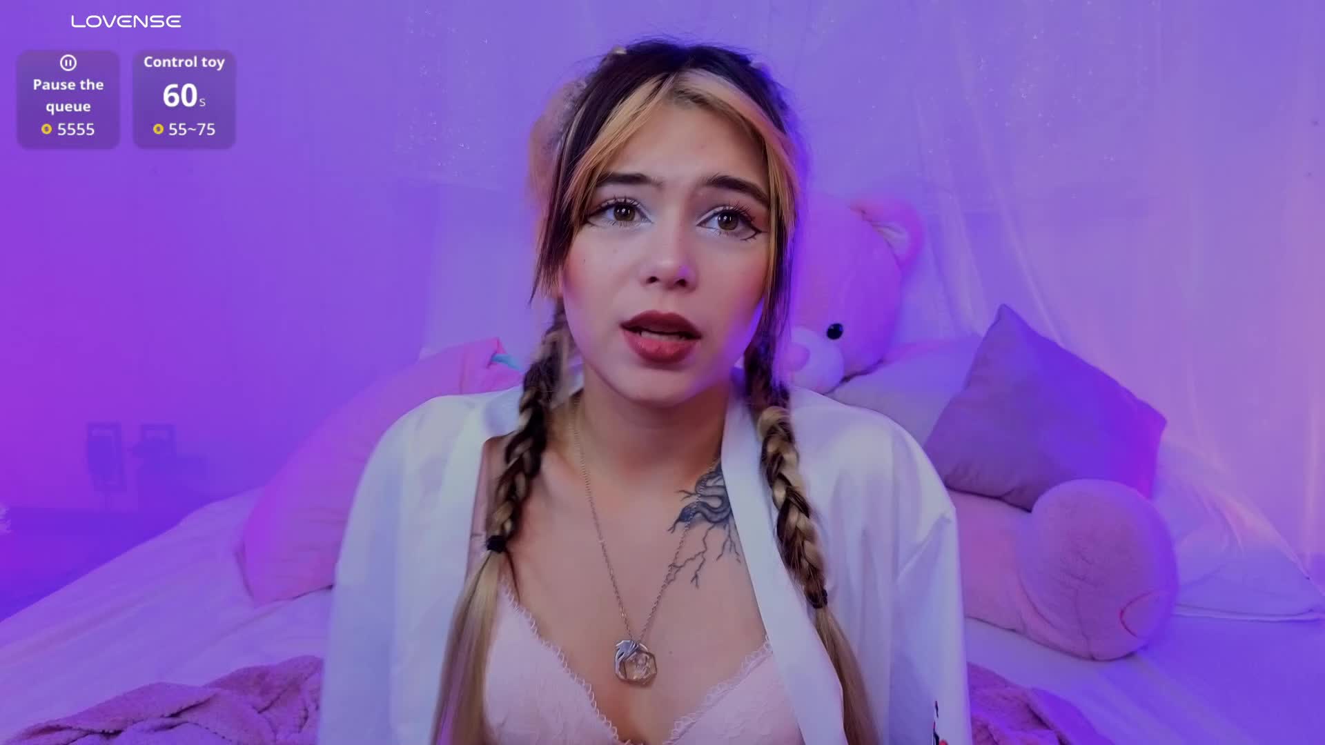 CoralineJones Live Sex January 7, 2026