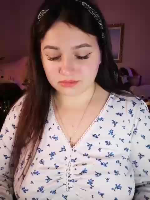 JuliaHesperaks Live Sex January 7, 2026