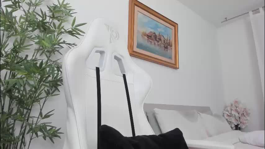 christine0990__ Live Sex January 7, 2026