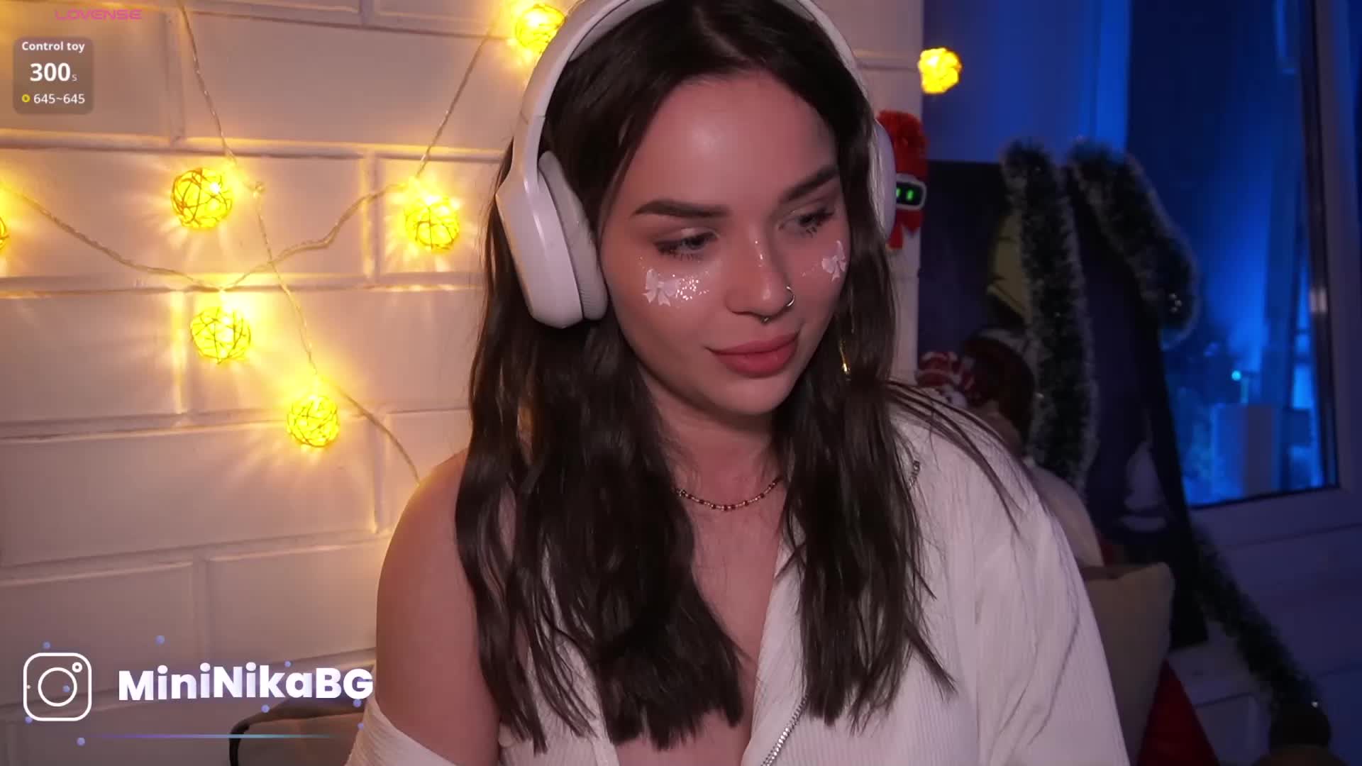 MiniNika Live Sex January 7, 2026