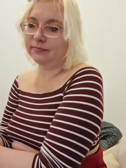 Vika211 Live Sex January 7, 2026