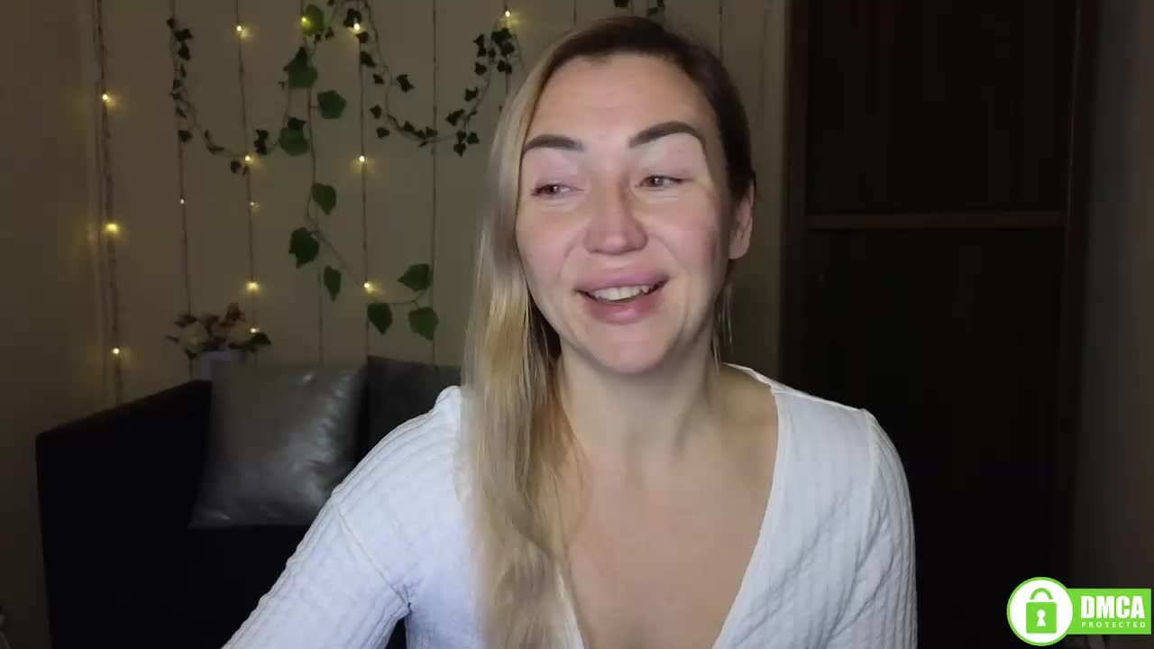 Jullyblondkiss Live Sex January 7, 2026