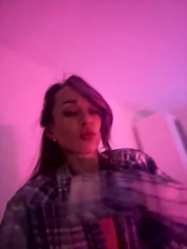 VIP17CoupleDream Live Sex January 7, 2026