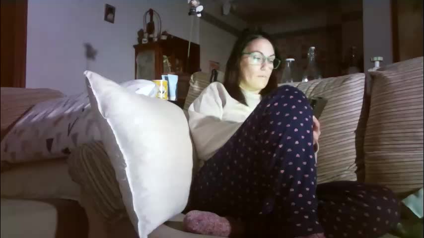 lolahueso Live Sex January 7, 2026