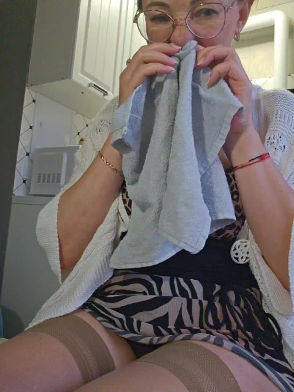 Pink-Lips Live Sex January 7, 2026