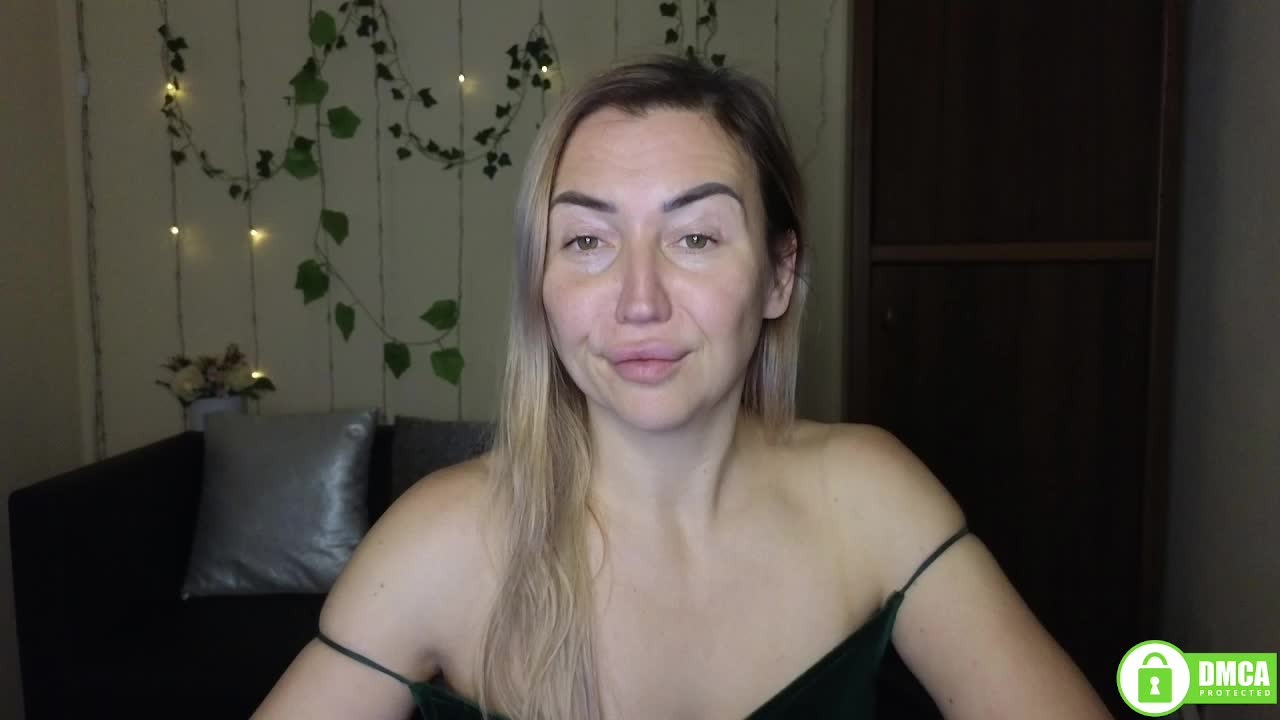 Jullyblondkiss Live Sex January 7, 2026