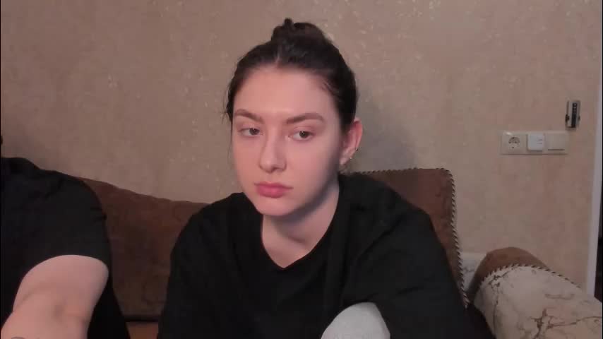 lizzi_muur Live Sex January 7, 2026