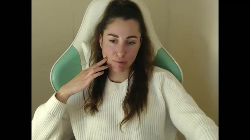 cammila_horn Live Sex January 7, 2026