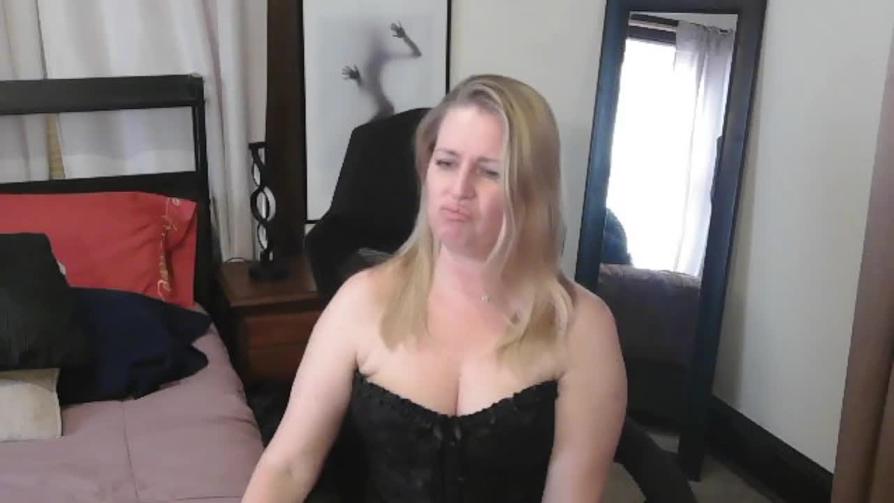 Holliekate Live Sex January 7, 2026