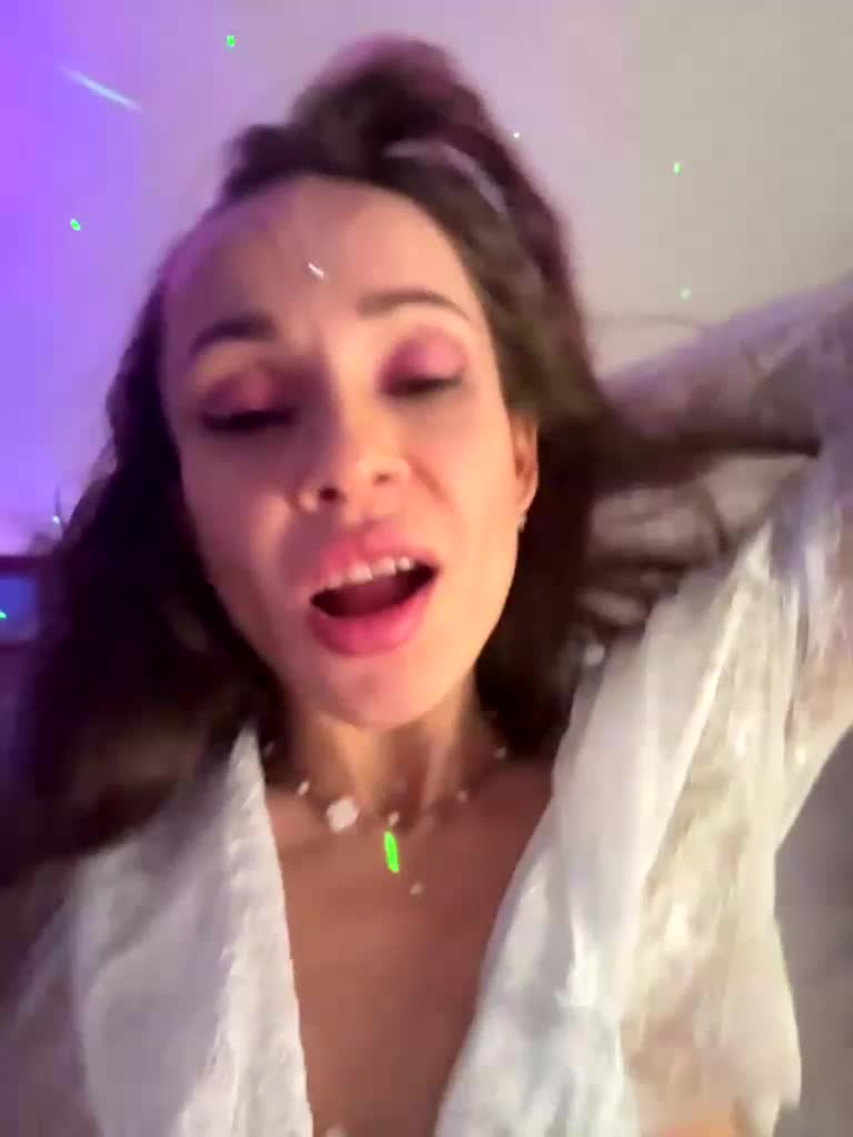 VIP17CoupleDream Live Sex January 8, 2026