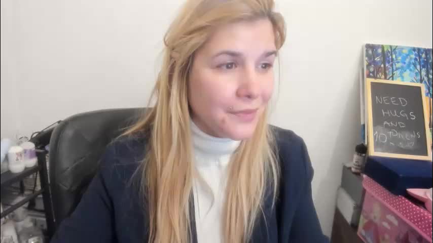 artsyandcraftsy_ Live Sex January 8, 2026