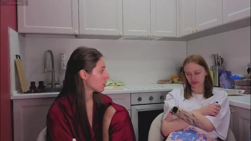 ihavepaws33 Live Sex January 8, 2026