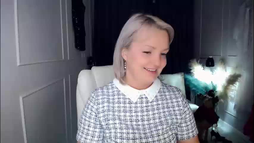 emmmam Live Sex January 8, 2026