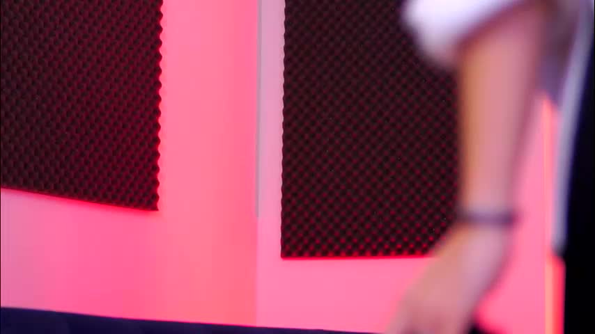 ellieredd Live Sex January 8, 2026