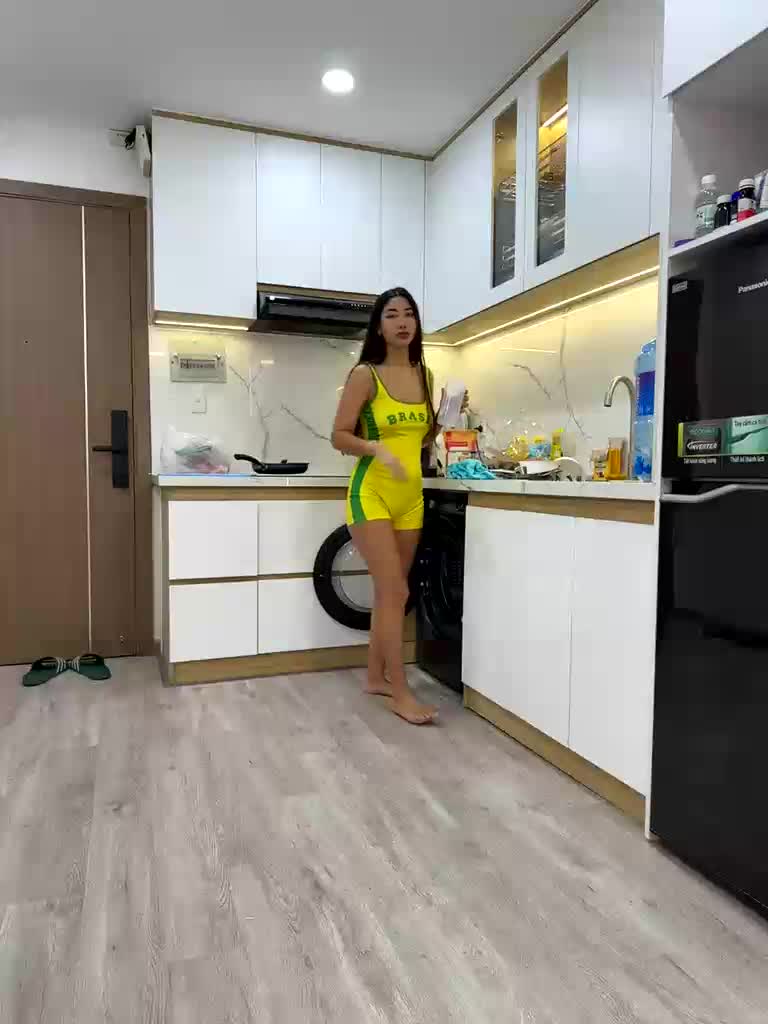 lean-lie Live Sex January 9, 2026