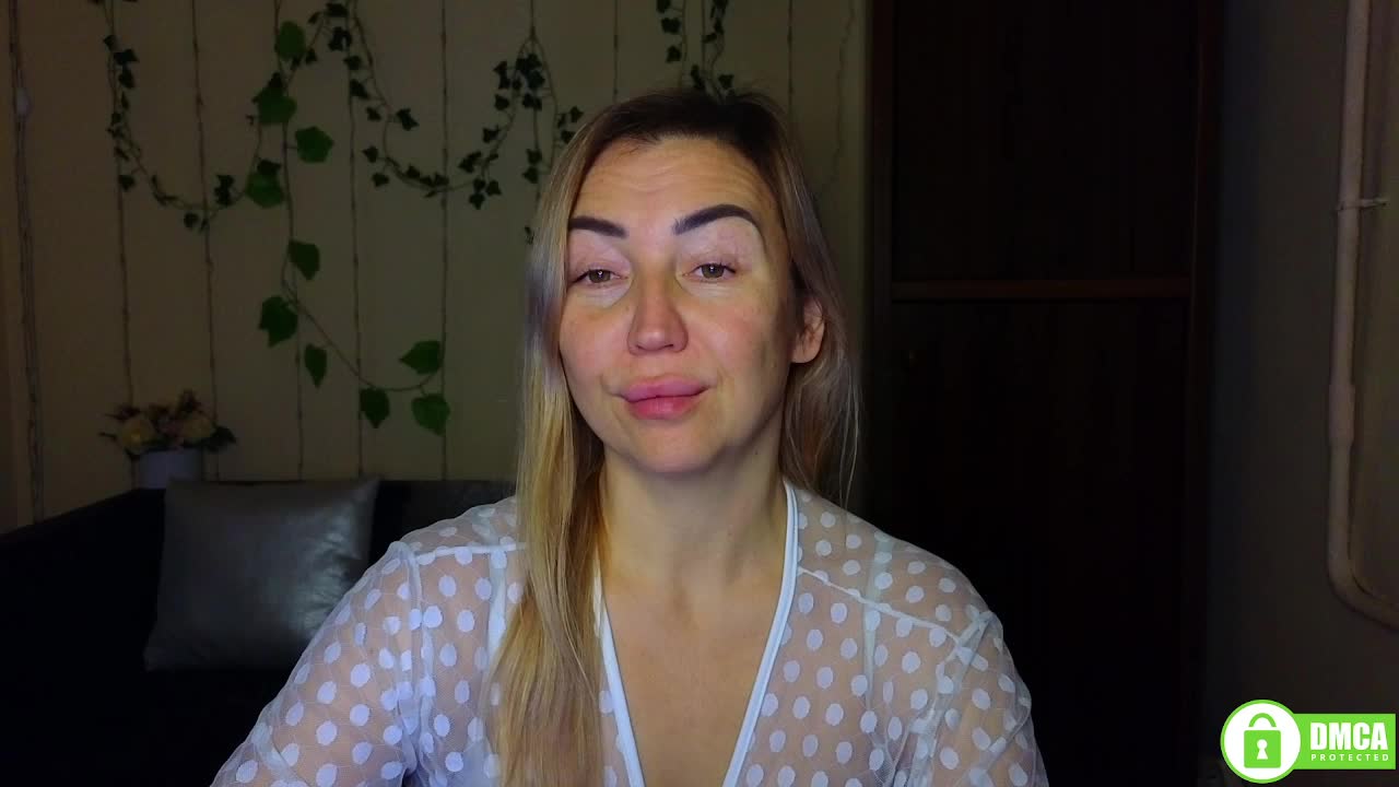 Jullyblondkiss Live Sex January 9, 2026