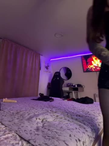 -MaybeBaby- Live Sex January 9, 2026