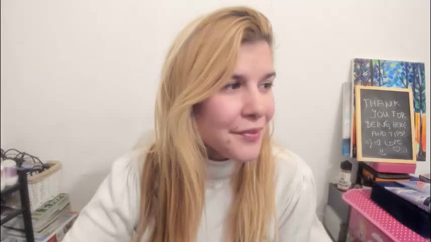 artsyandcraftsy_ Live Sex January 9, 2026