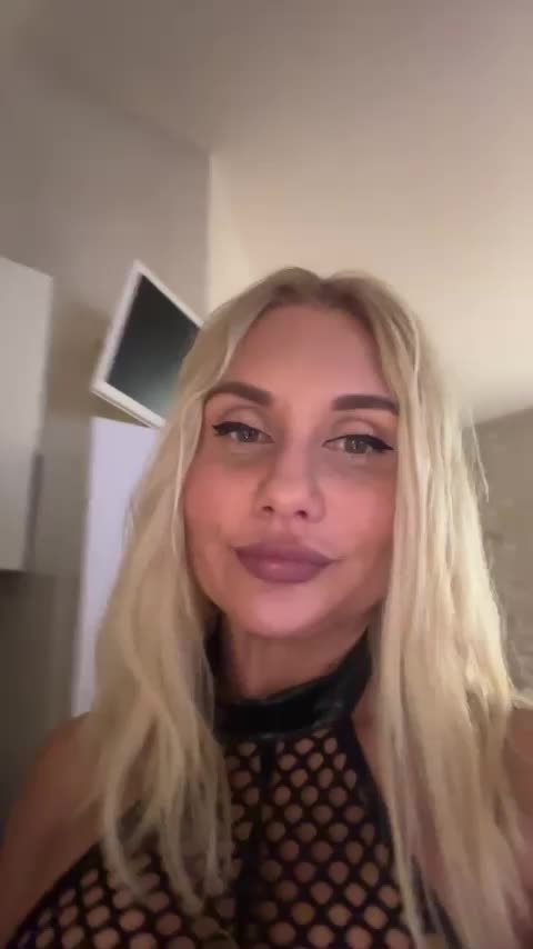 Tvoyasamka77 Live Sex January 9, 2026