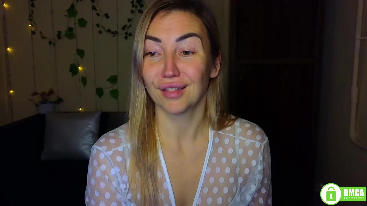 Jullyblondkiss Live Sex January 9, 2026